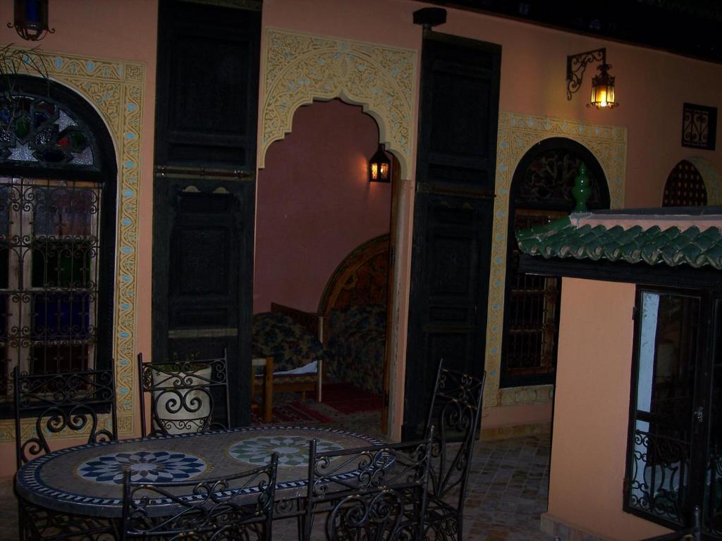 Riad Benchekroun Meknès Rum bild